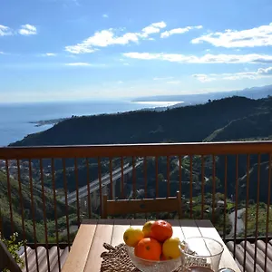 tao-enjoy-suite.sicilyhotelsitaly.net/